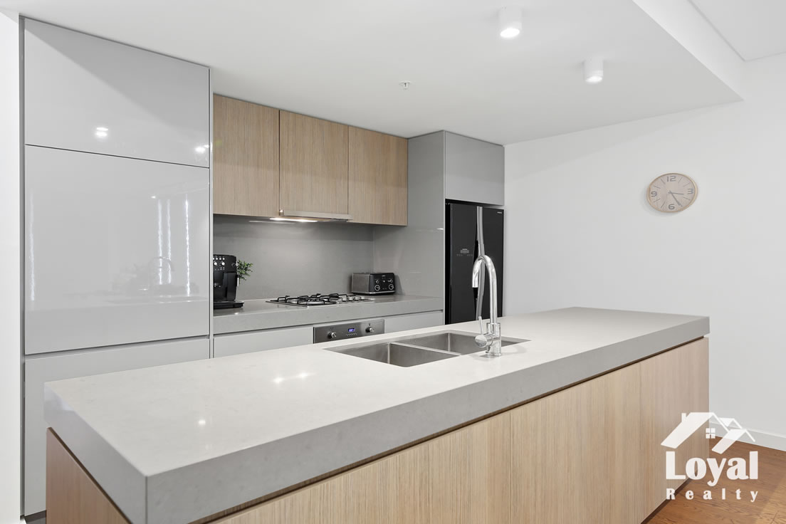 99/2-8 JAMES STREET, CARLINGFORD, Carlingford - Thumbnail 3